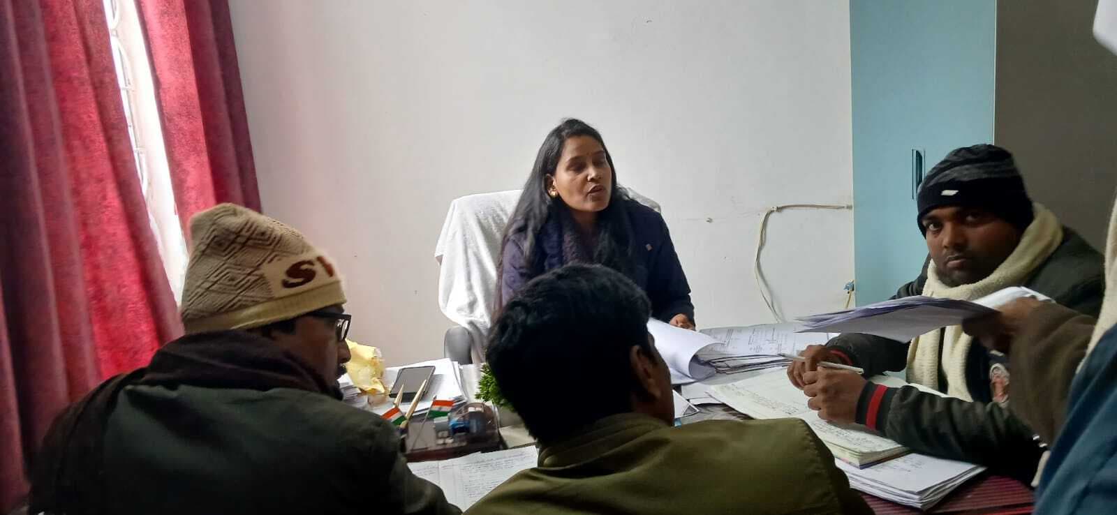 जनता दरबार में चार मामलों का हुआ निष्पादन