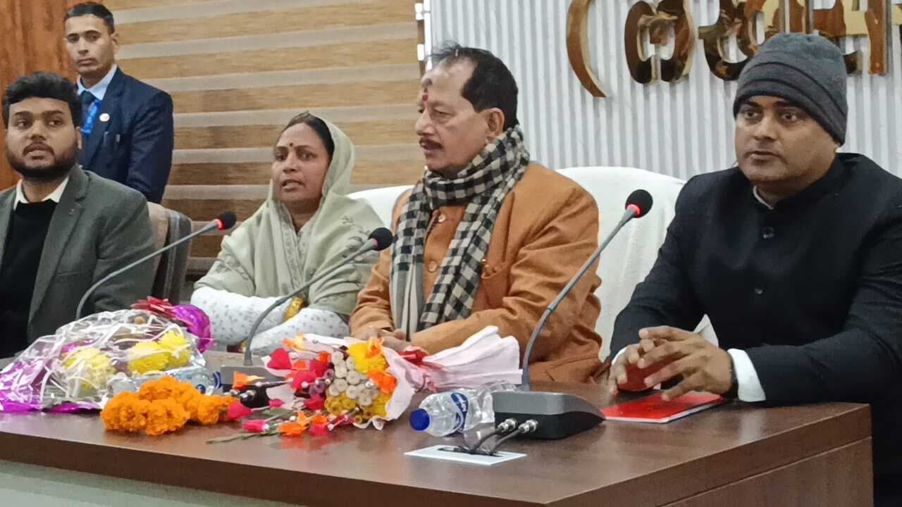 सरकारी भूमि की पहचान करें व अतिक्रमण का हो निदान:  उपमुख्यमंत्री