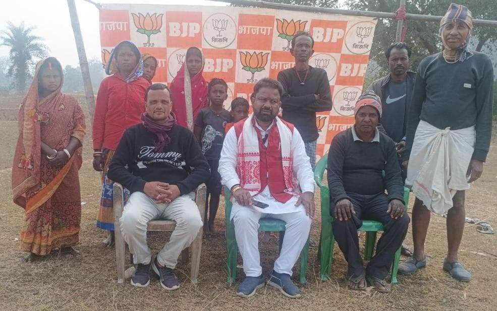 योजनाओं का लाभ आम जनता तक नहीं पहुंच पा रहा है : मनोज गोस्वामी