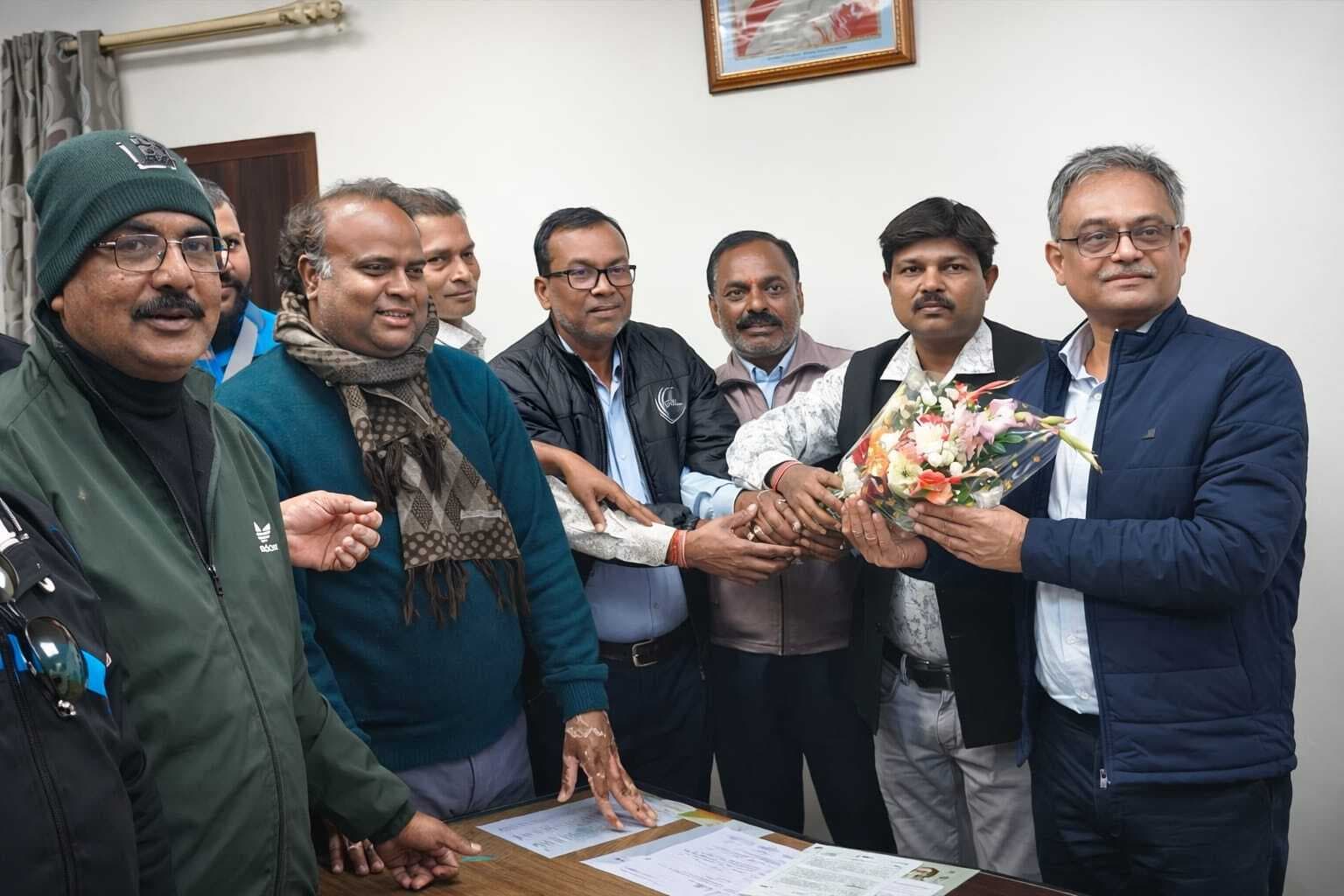 जीएम से मिला सीएमयू का प्रतिनिधि मंडल