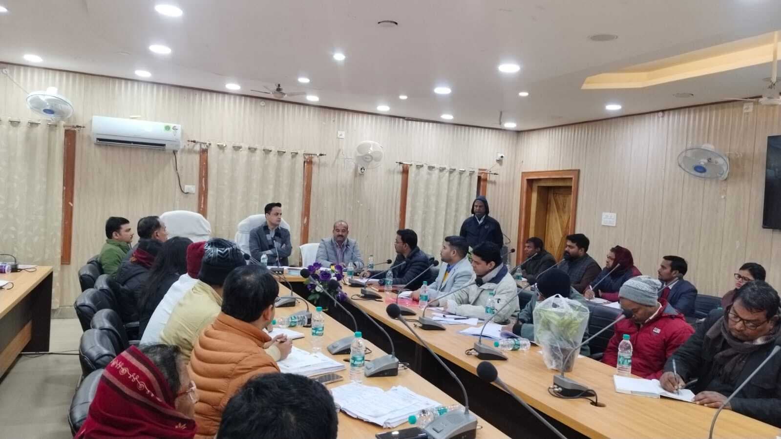 Madhubani News :जिला स्तरीय पदाधिकारी व बीइओ करेंगे स्कूलों का निरीक्षण