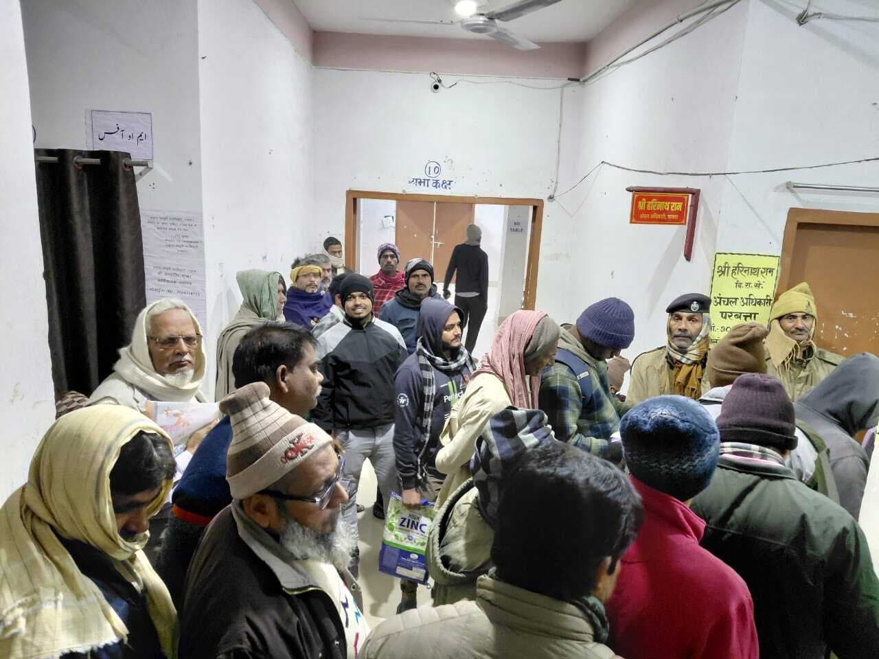 जनता दरबार में छाया गया भूमि विवाद का मामला, हुई सुनवाई