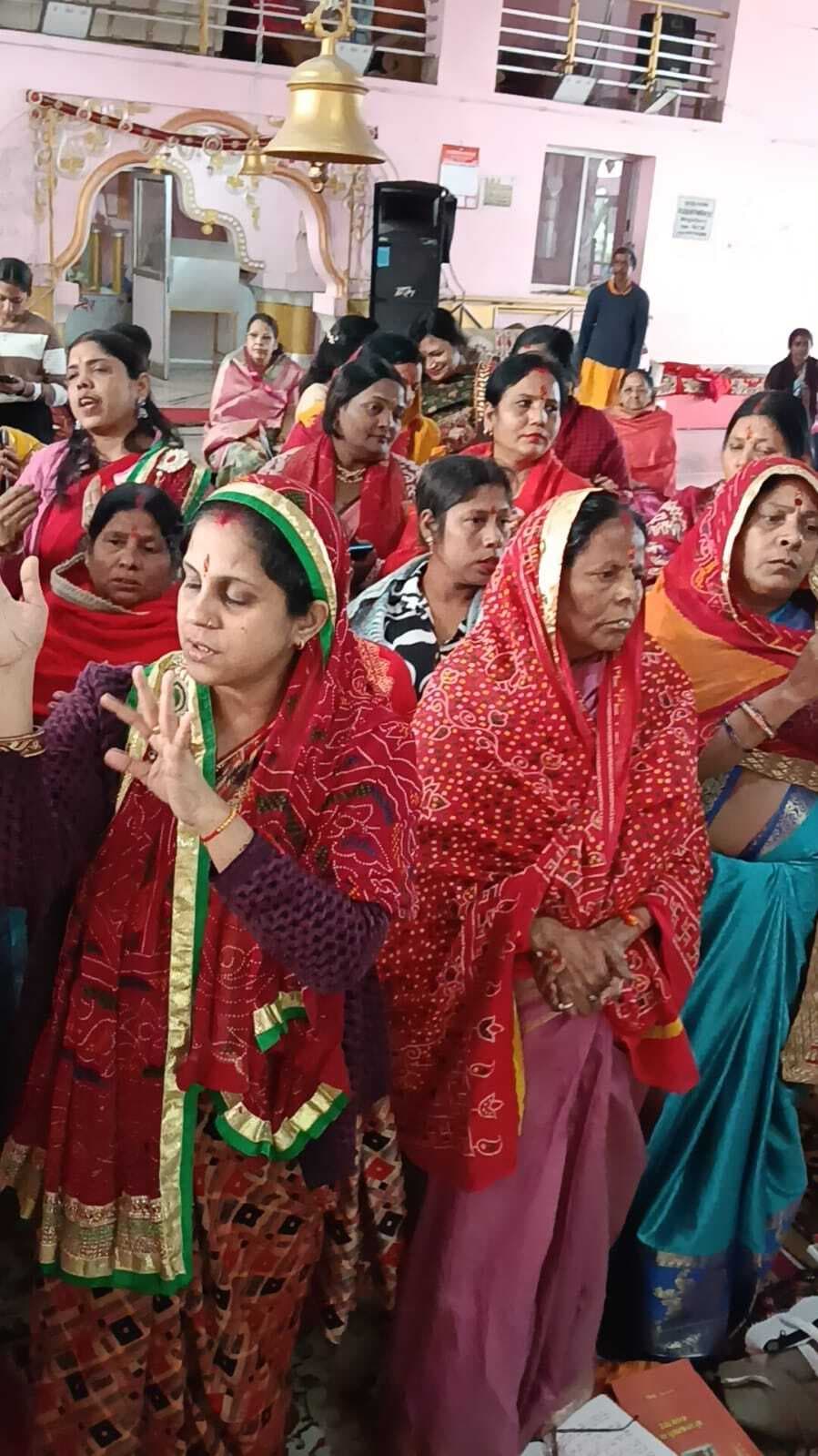 Dhanbad News: नारायणीधाम में मना श्री शाकंभरी माता मंदिर का जयंती उत्सव