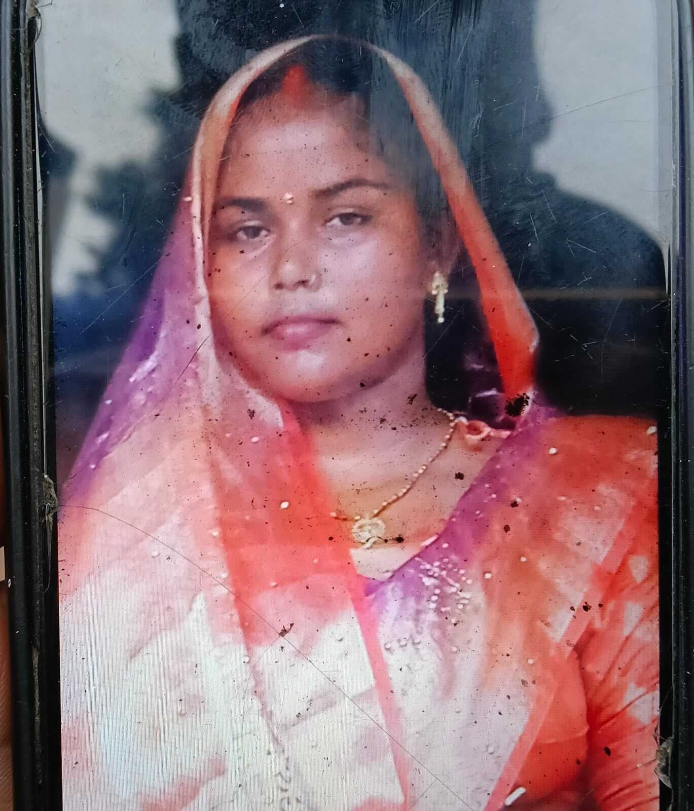 बैकुंठपुर में दूसरी शादी के विवाद में विवाहिता की हत्या करने का मायकेवालों ने लगाया आरोप