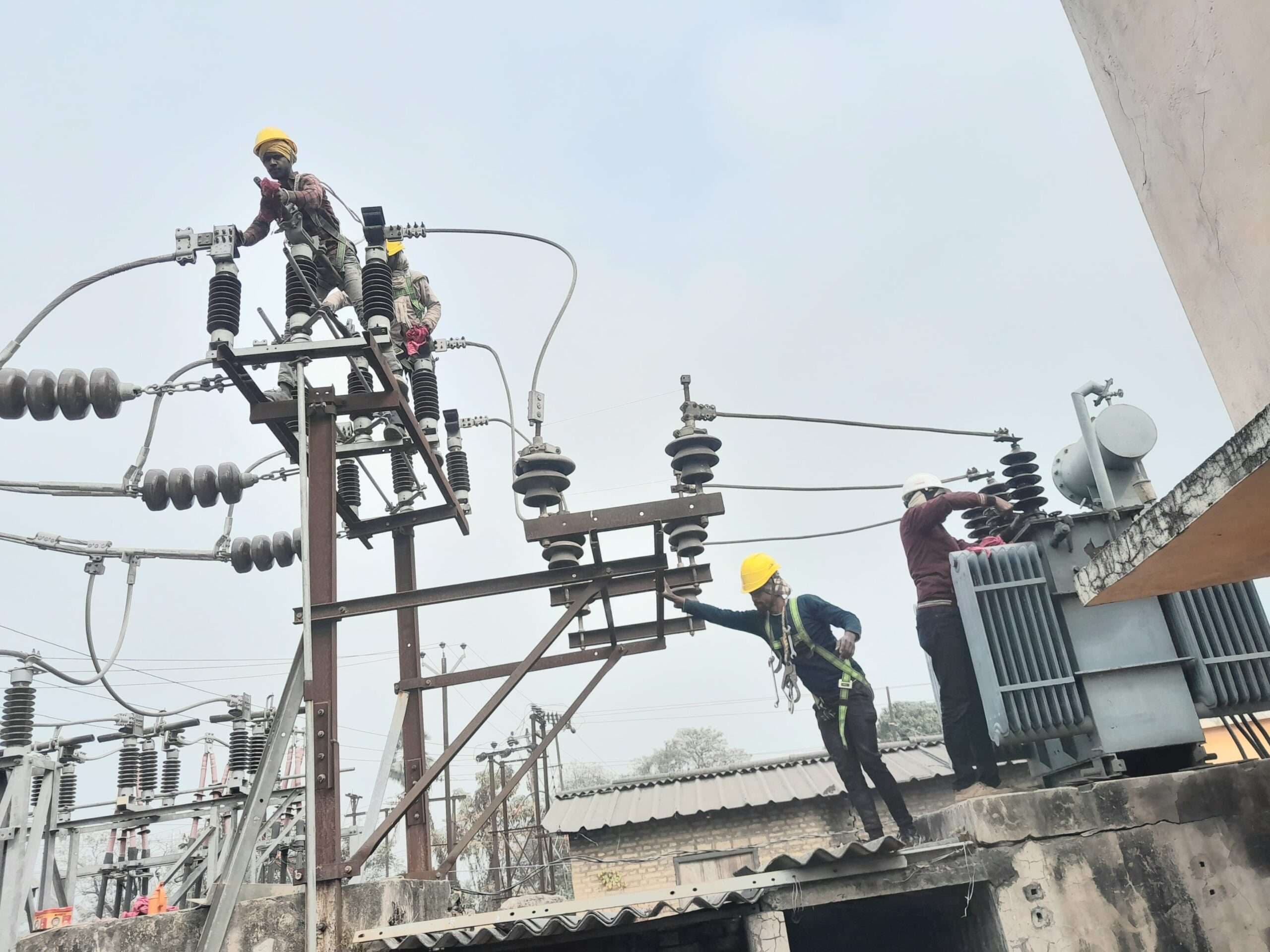 Samastipur News:ग्रिड में मेंटनेंस से शहर समेत ग्रामीण इलाकों में गुल रही बिजली