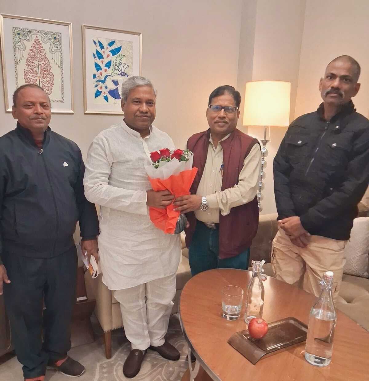 मगही भाषा मगध के शान हे, हमर पहचान हे, ऐकरा सम्मान मिले के चाही : डॉ संतोष