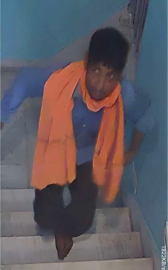 गृहभेदन मामले में फरार दो आरोपित गिरफ्तार