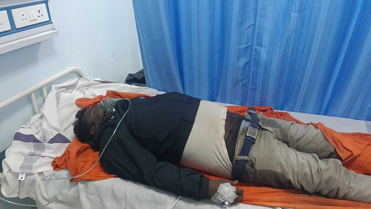 फुलवरिया में अज्ञात वाहन की टक्कर से बाइक सवार युवक गंभीर रूप से घायल