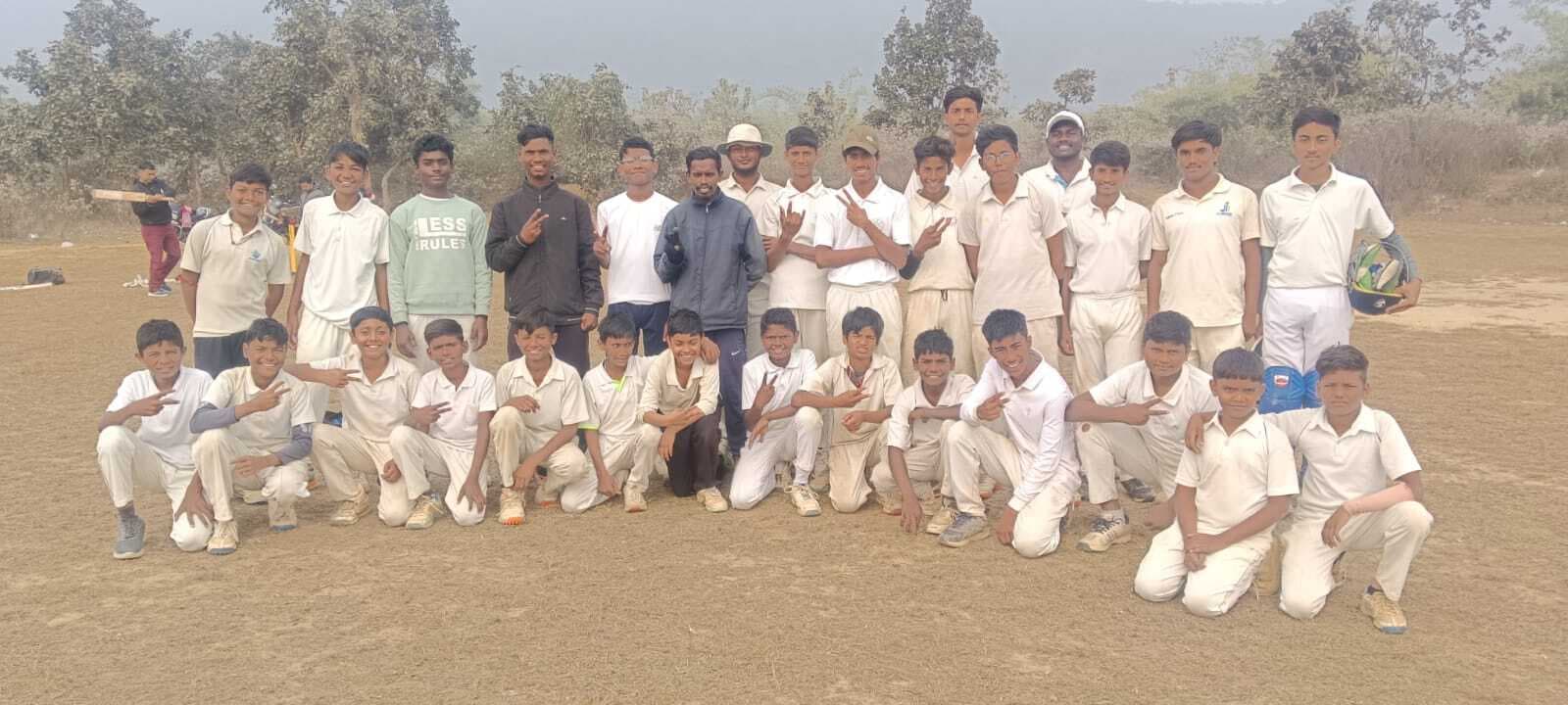 Dalma Cricket Academy t20 cricket tournament : दलमा नाइटराइडर्स की टीम ने जीती टी-20 टूर्नामेंट का खिताब