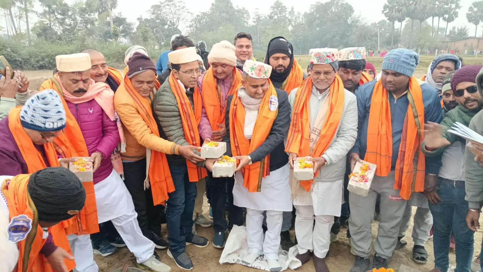 Madhubani News : विधायक ने नये प्रखंड सह अंचल भवन का किया शिलान्यास