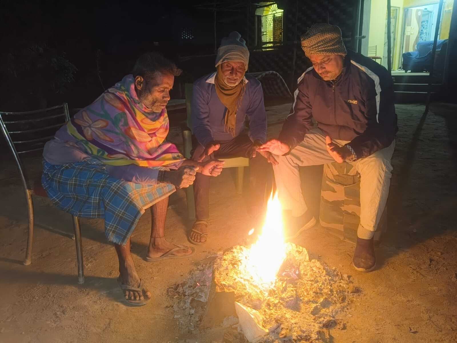 जेट स्ट्रीम के प्रभाव से और बढेगा शीतलहर, सुबह व शाम ठंड से कांप रहे लोग