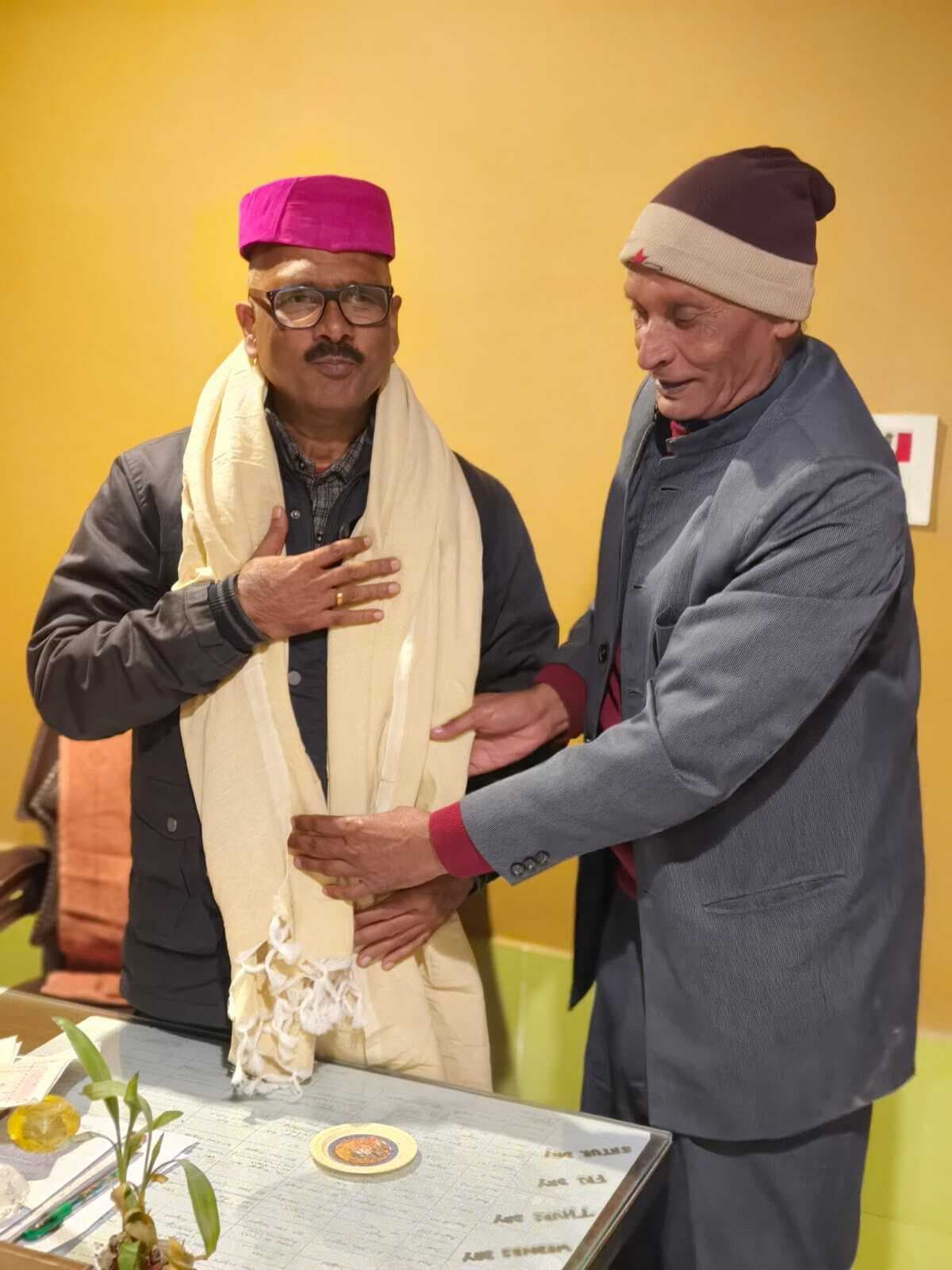 Samastipur News:केएसआर कॉलेज के प्राचार्य को किया गया सम्मानित