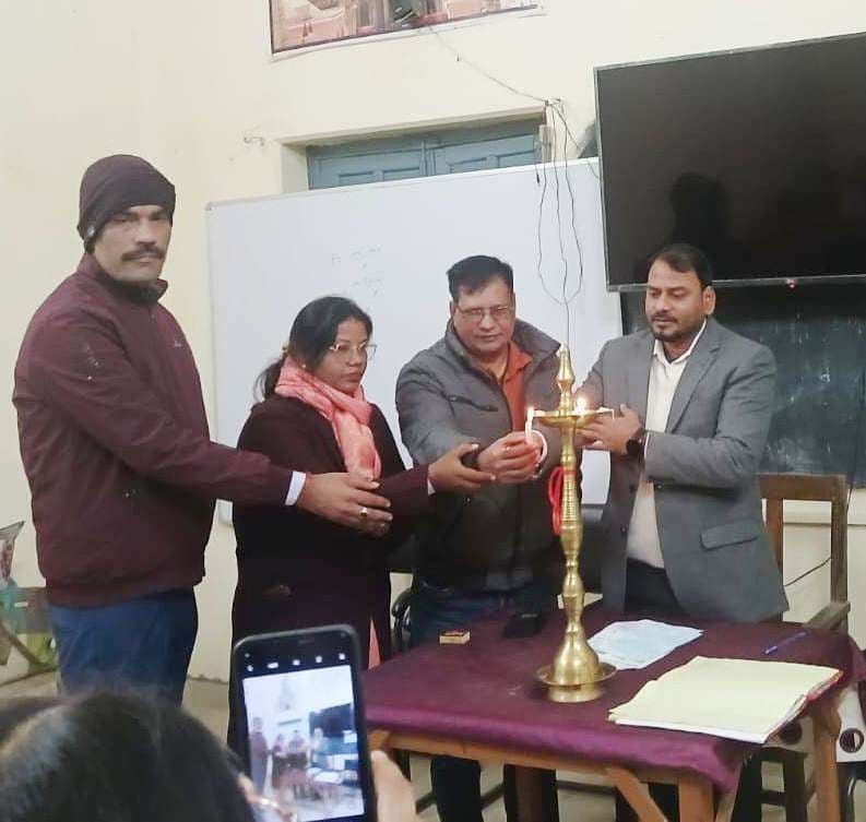 छात्राओं को मानसिक व सामाजिक स्तर पर सशक्त होना जरूरी : डीपीओ