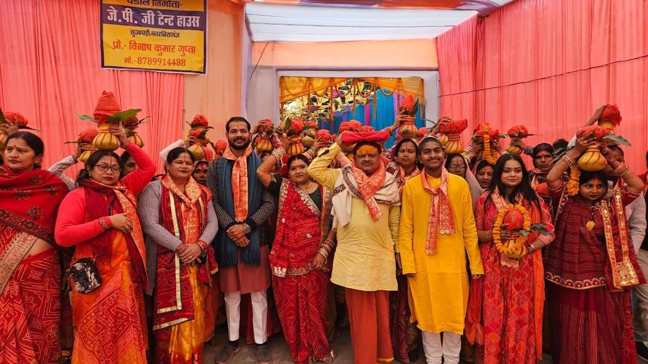 श्रीराम कथा को लेकर निकाली कलश यात्रा