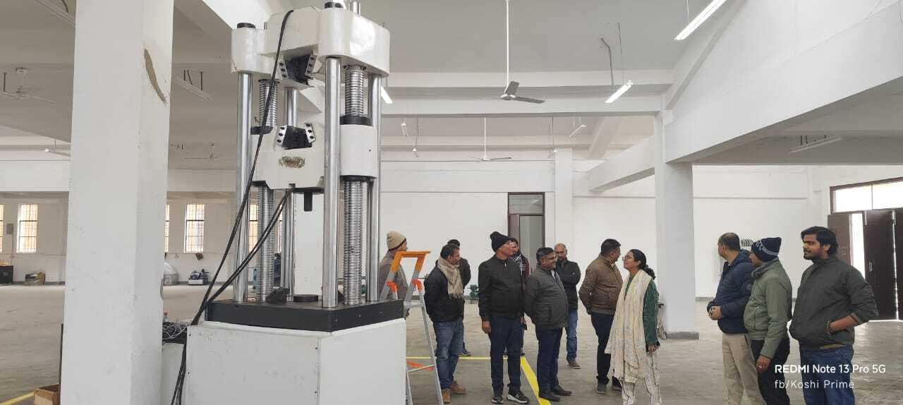 डीडीसी ने वीरपुर फिजिकल मॉडलिंग सेंटर का किया निरीक्षण, कोसी की चुनौतियों पर की चर्चा