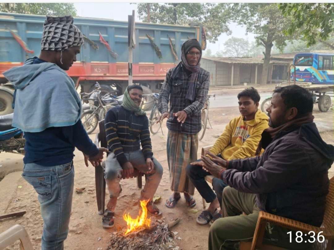 कड़ाके की ठंड से आमजनजीवन अस्त व्यस्त, अलाव की व्यवस्था नदारत