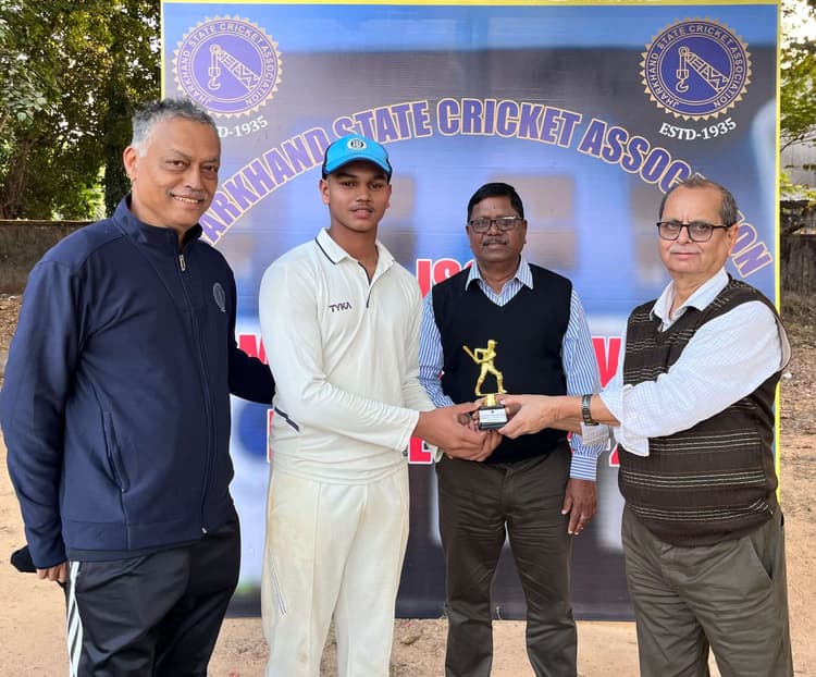 Jsca A Divsion Cricket League : लोयोला ब्लूज ने स्कूल ऑफ क्रिकेट को 61 रन से हराया