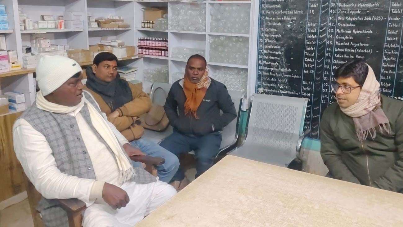 विधायक के निरीक्षण में सीएचसी भवानीपुर में मिली जीवन रक्षक दवाओं की कमी