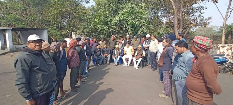 संडे ड्यूटी की सूची गुरुवार तक तैयार करके कर्मचारियों के घरों पर चिपकाएं : पूर्व मंत्री