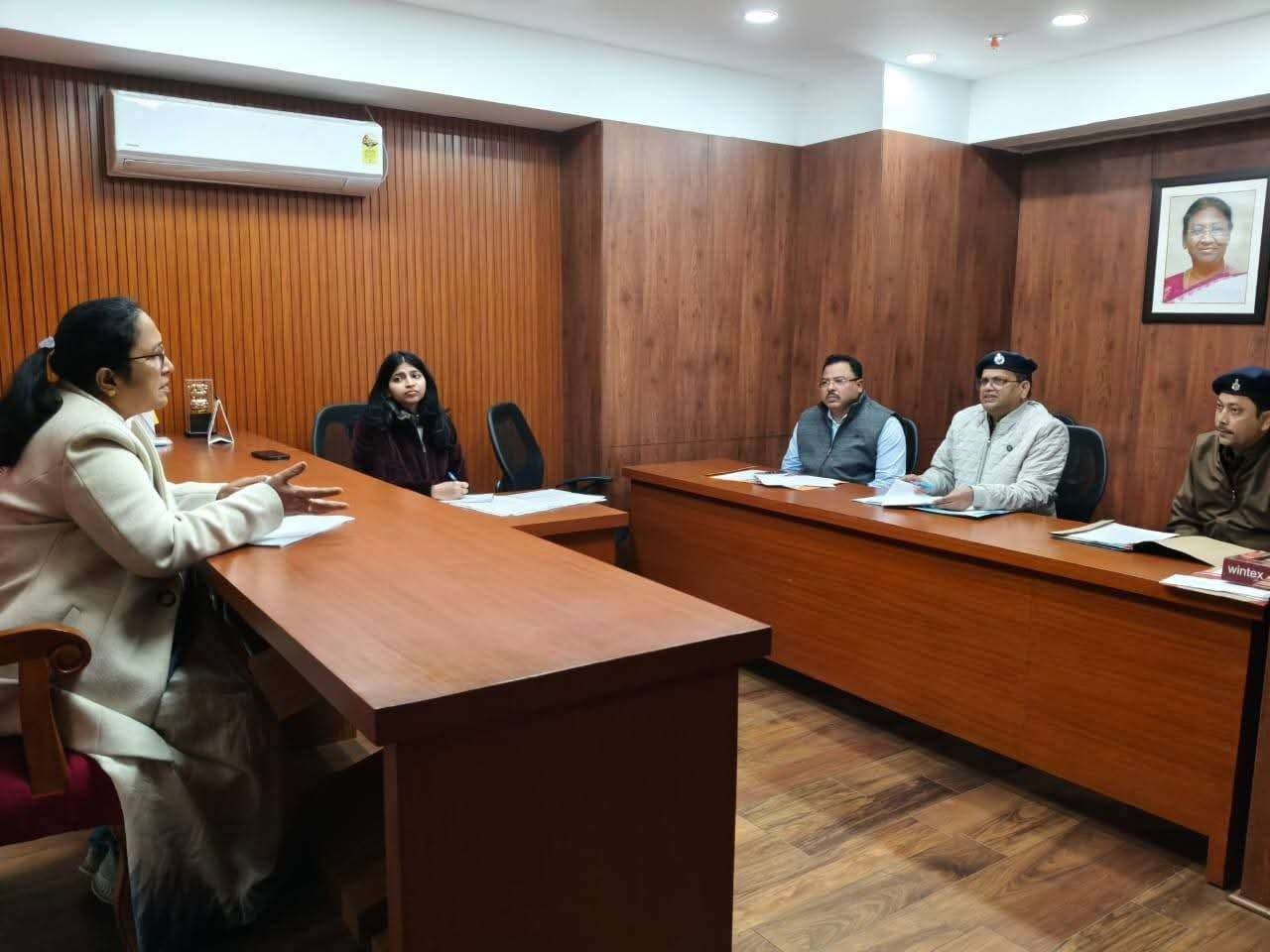 राष्ट्रीय महिला आयोग ने साहिबगंज में बच्ची से छेड़छाड़ मामले की सुनवाई की