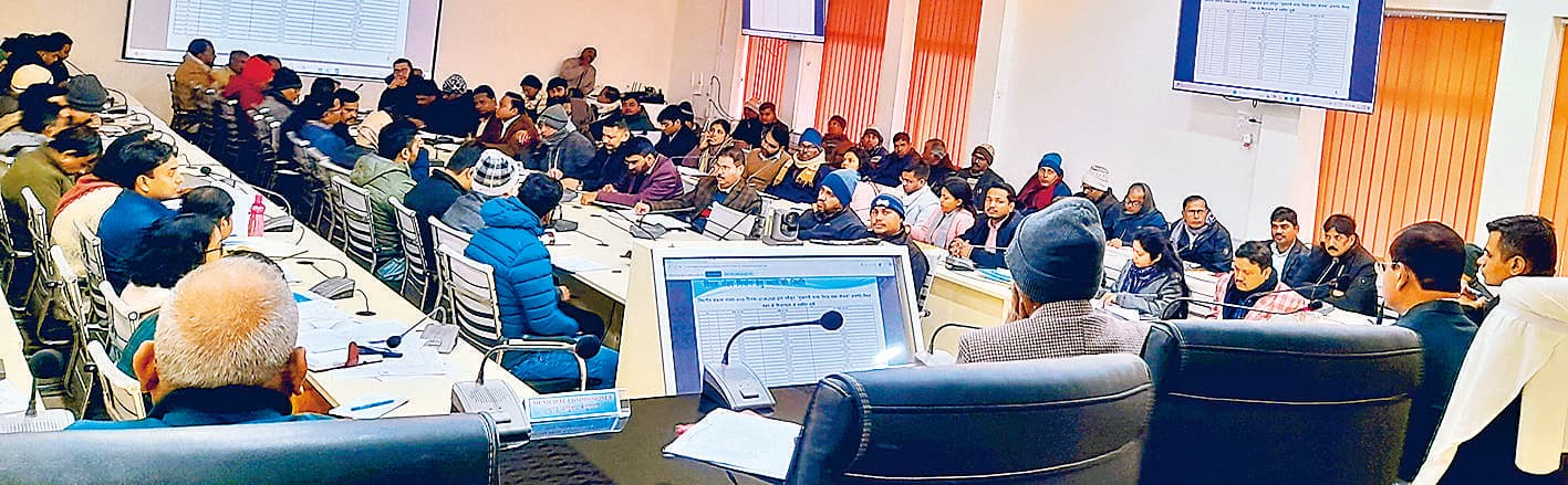 Begusarai News : सामाजिक सुरक्षा पेंशन के लंबित आवेदनों को तय समय में निष्पादित करें अधिकारी