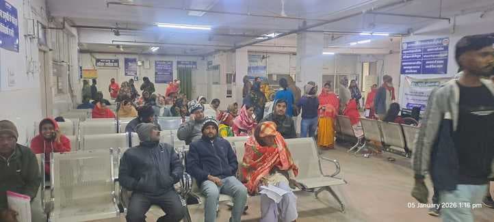 गोड्डा में कड़ाके की ठंड से बढ़ी अस्पतालों में मरीजों की संख्या
