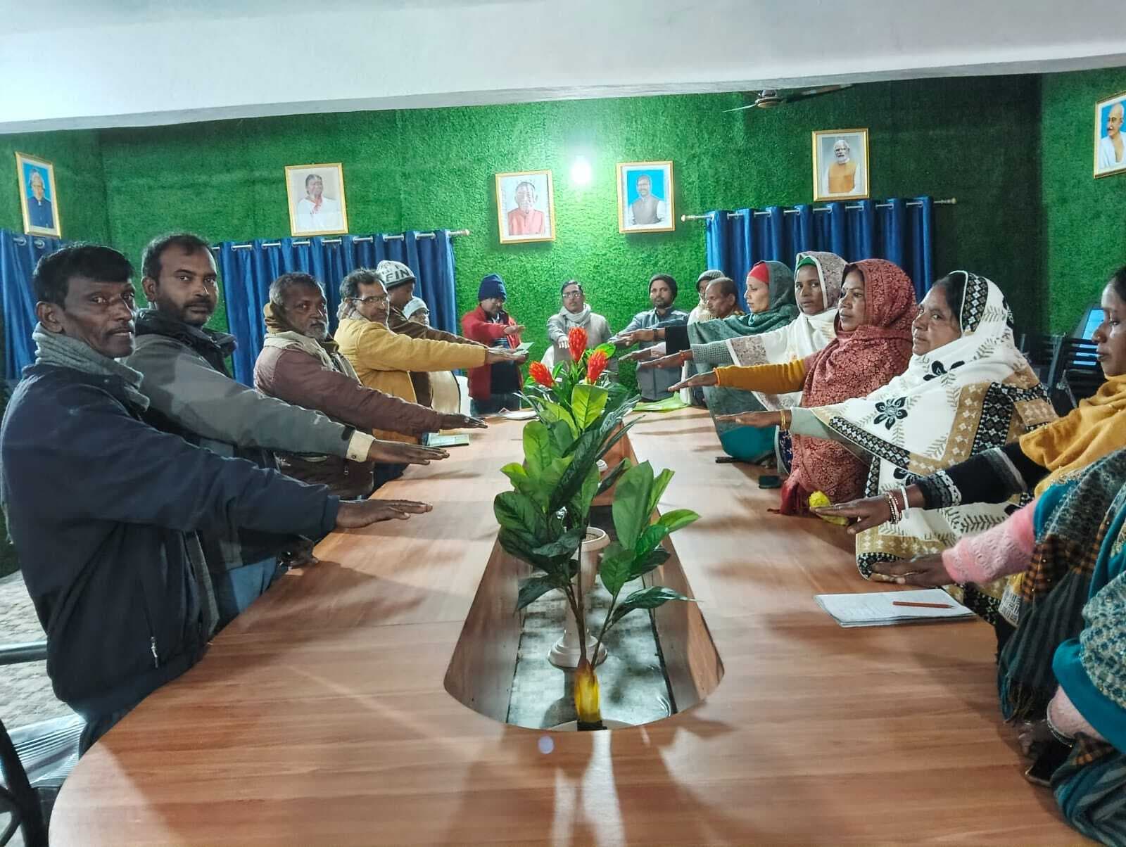 Giridih News :लोगों ने ली बाल विवाह रोकने की शपथ