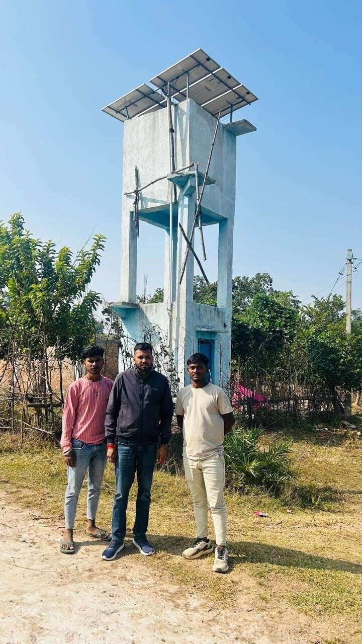 Giridih News :अबरखा गांव में नहीं हो रही जलापूर्ति, ग्रामीण परेशान