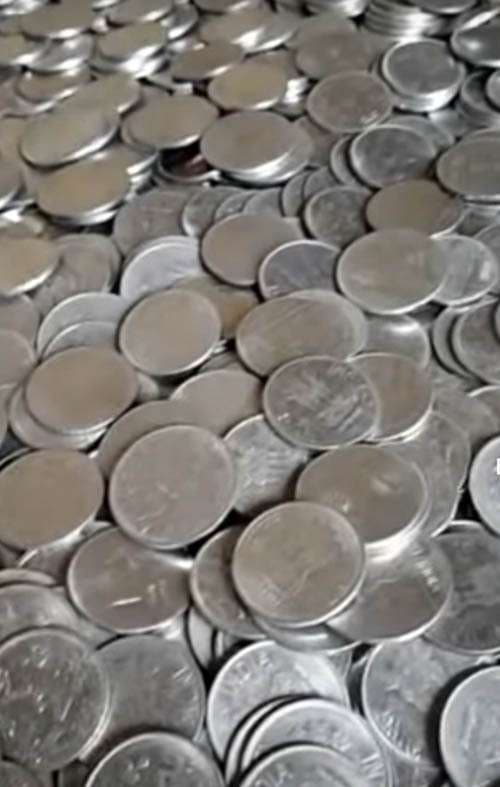 एक-दो रुपये के सिक्के लेने से इनकार, लोग परेशान