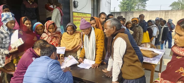 शिविर में किसानों का हुआ ई-केवाइसी व फार्मर रजिस्ट्री कार्य