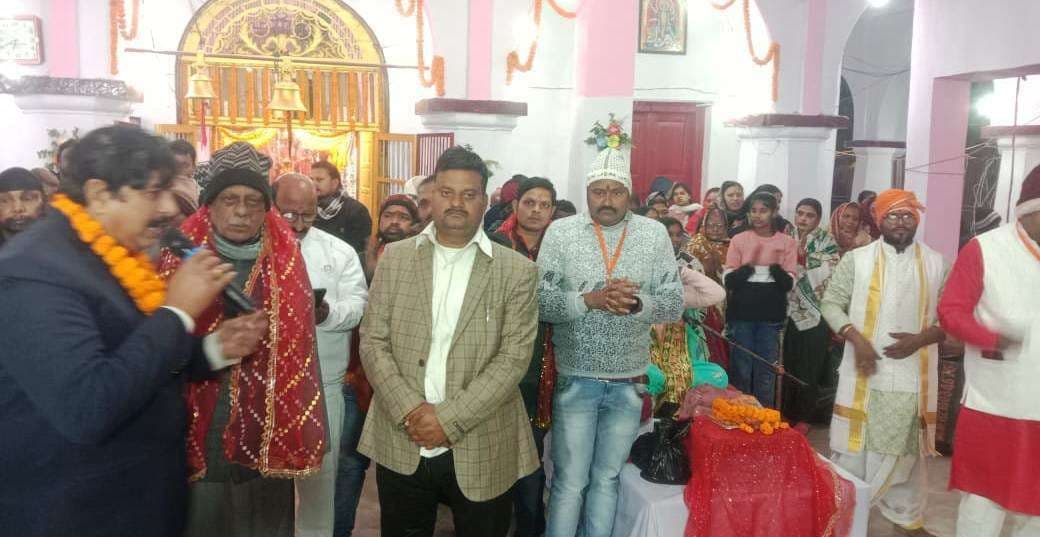 महाआरती : भक्ति गीत पर झूमे श्रद्धालु, जय मां काली के लगे जयकारे