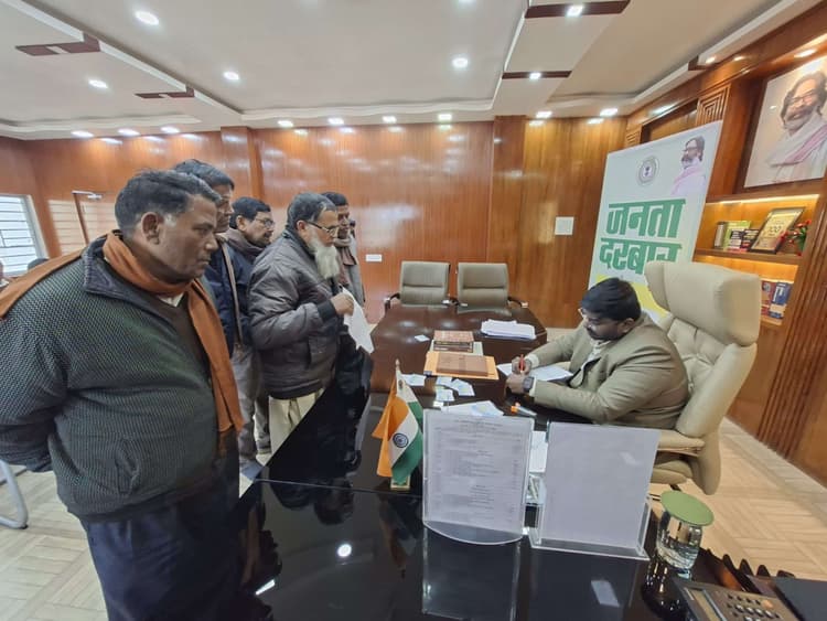 ज्यादा बिजली बिल भेजने की शिकायत विभाग करे दूर : डीसी