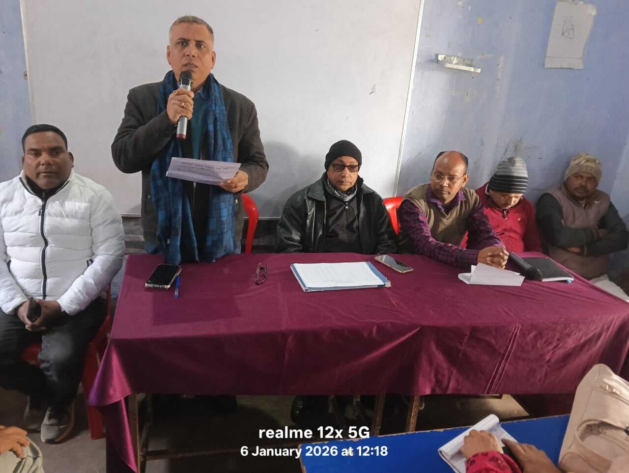 बच्चों का शत-प्रतिशत खाता खुलवाएं : बीइइओ