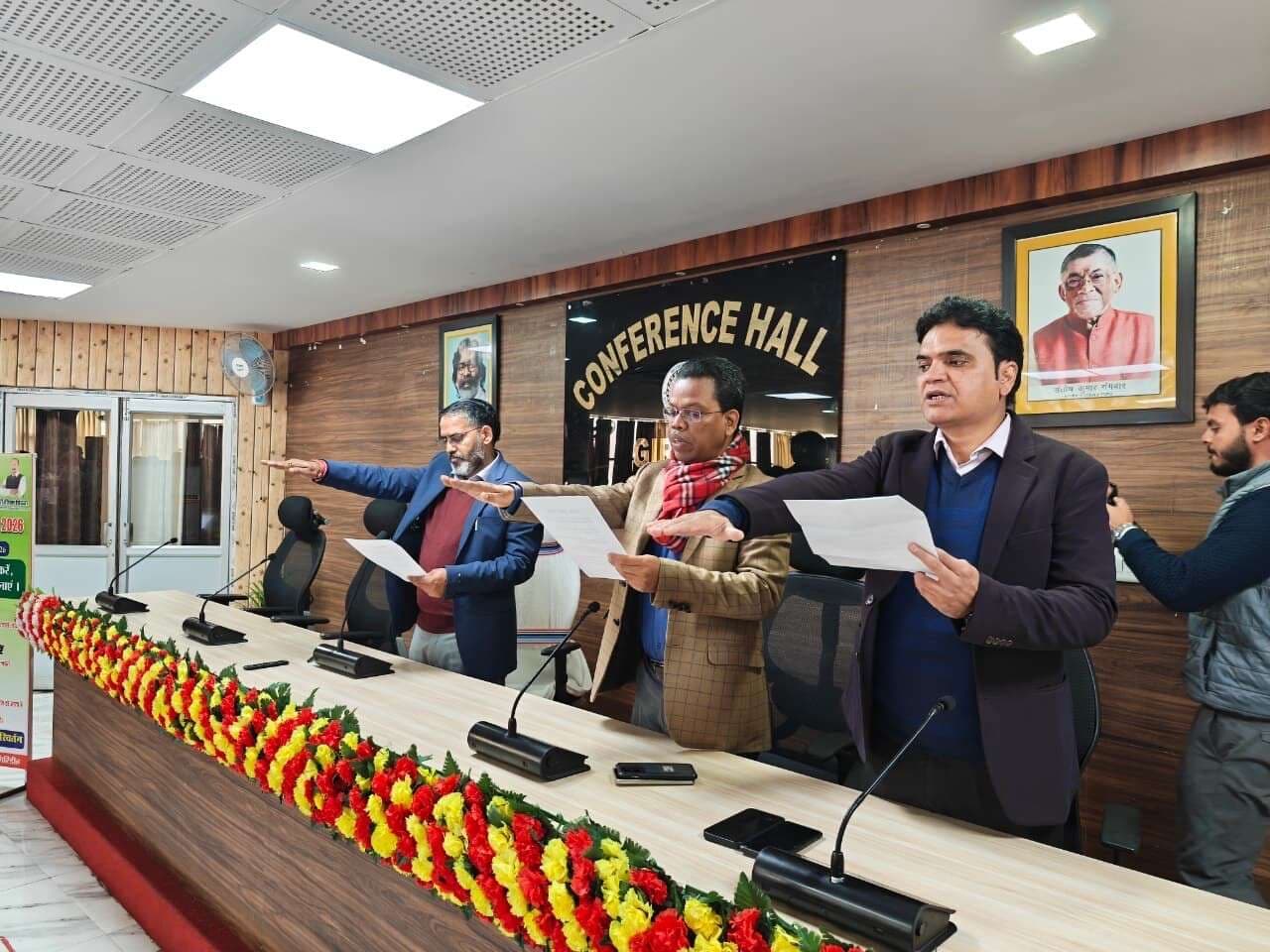 Giridih News: सड़क सुरक्षा को लेकर जिलेभर में जागरूकता कार्यक्रम