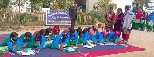 बच्चों ने लिया नशा मुक्त समाज बनाने का संकल्प