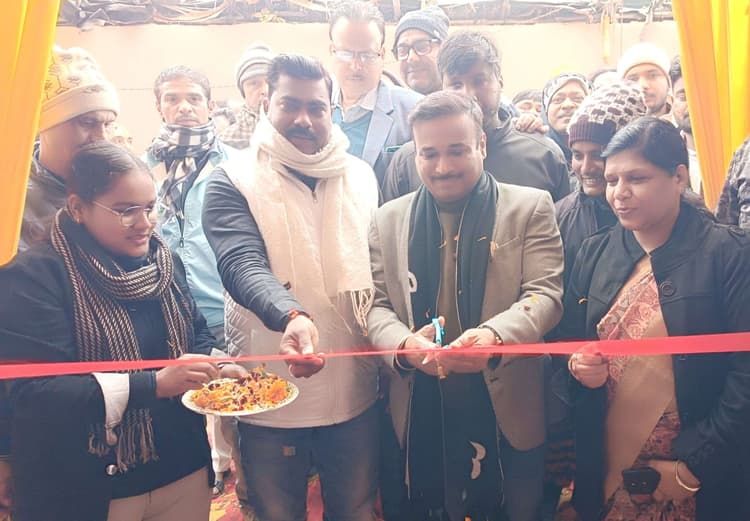 पंचायत निधि से  बने पंचायत व सामुदायिक भवन का  हुआ उद्घाटन