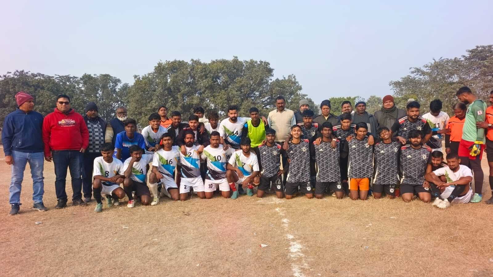 Samastipur News:फुटबॉल टूर्नामेंट में दलसिंहसराय ने स्कूल ऑफ शॉकर को किया पराजित