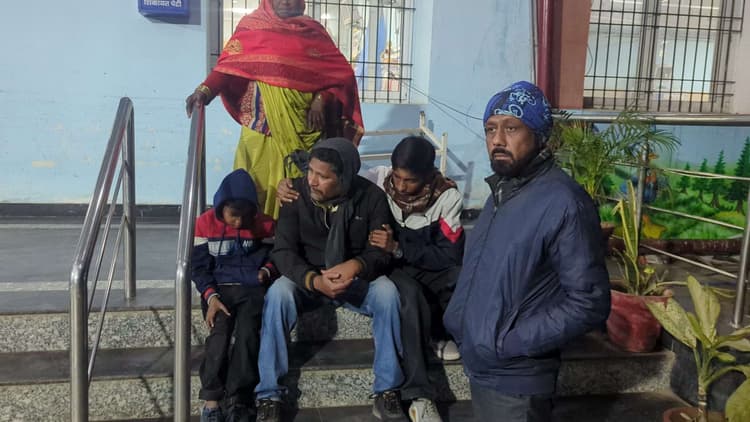 छत से गिरकर बुजुर्ग महिला की मौत