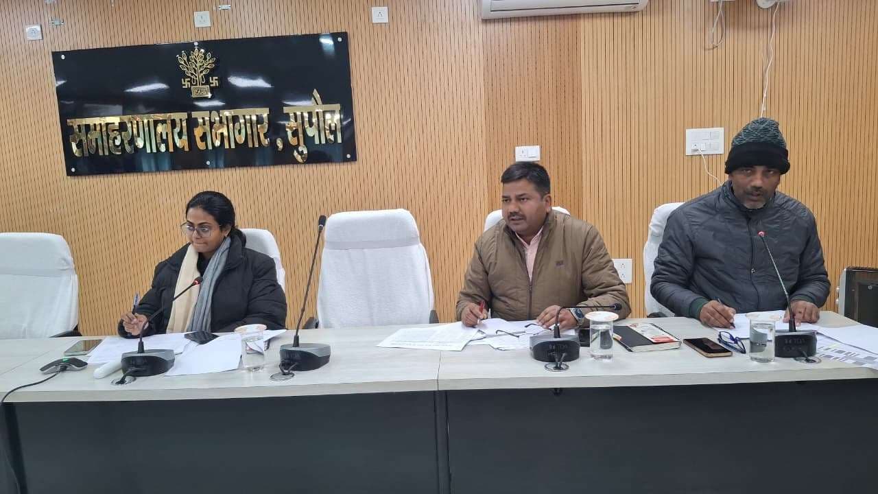 जी राम जी व जल-जीवन-हरियाली योजनाओं की गहन समीक्षा