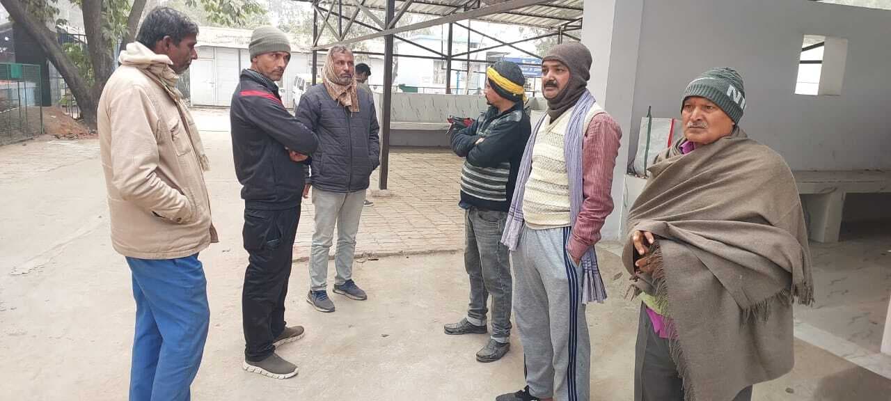 बंद कमरे में बिजली के तार से झूल गया युवक, मौत