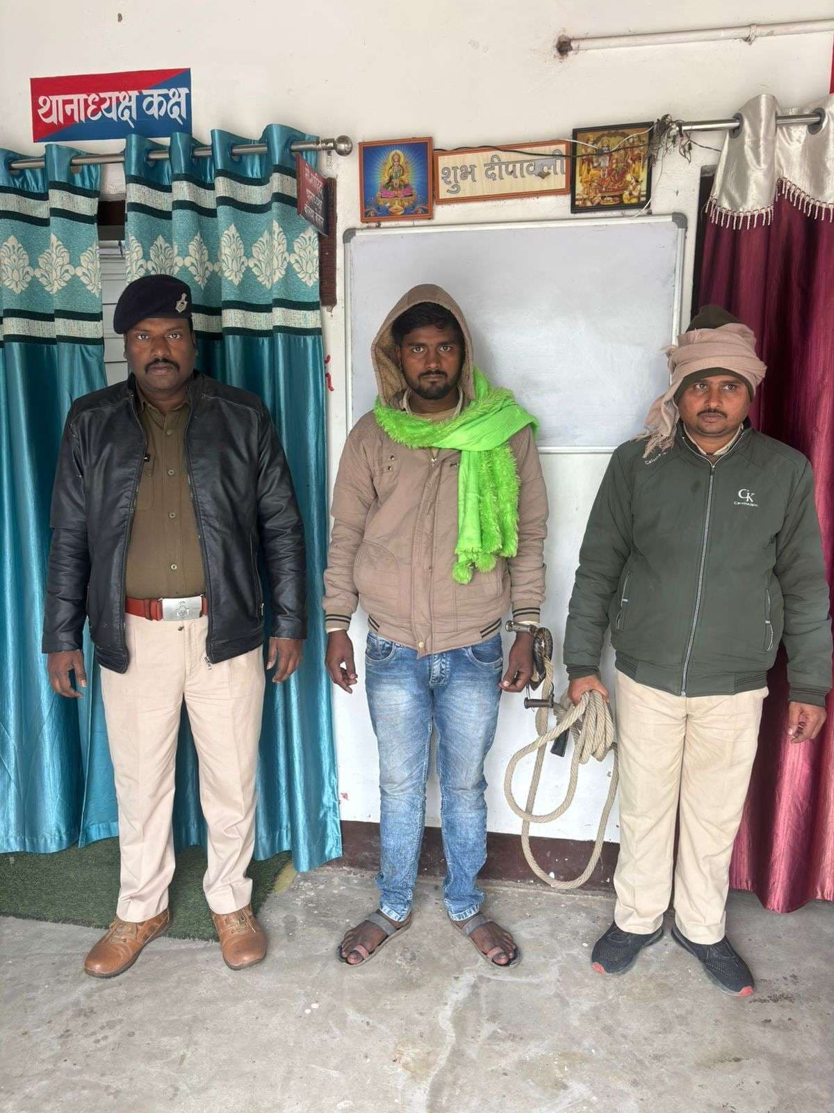 बलिया बेलौन पुलिस ने शराबियों  खिलाफ चलाया अभियान