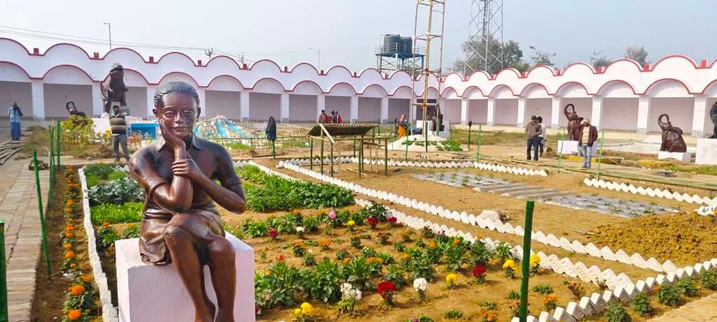 मेला को लेकर कृषि प्रदर्शनी में तैयार हो रहा किचन गार्डन