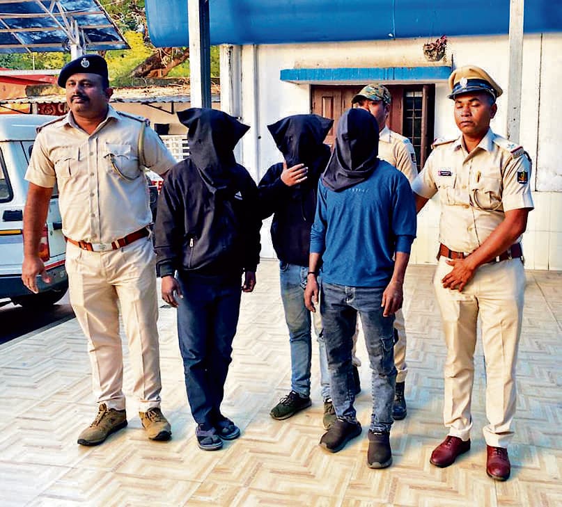 Rourkela News: अंतरराज्यीय वाहन चोर गिरोह का सरगना समेत तीन गिरफ्तार