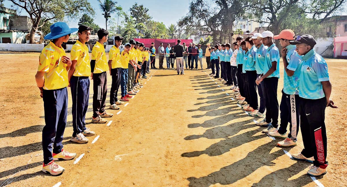 East Singhbhum News : दत्ता ने कमसिस को 32 रनों से हराया