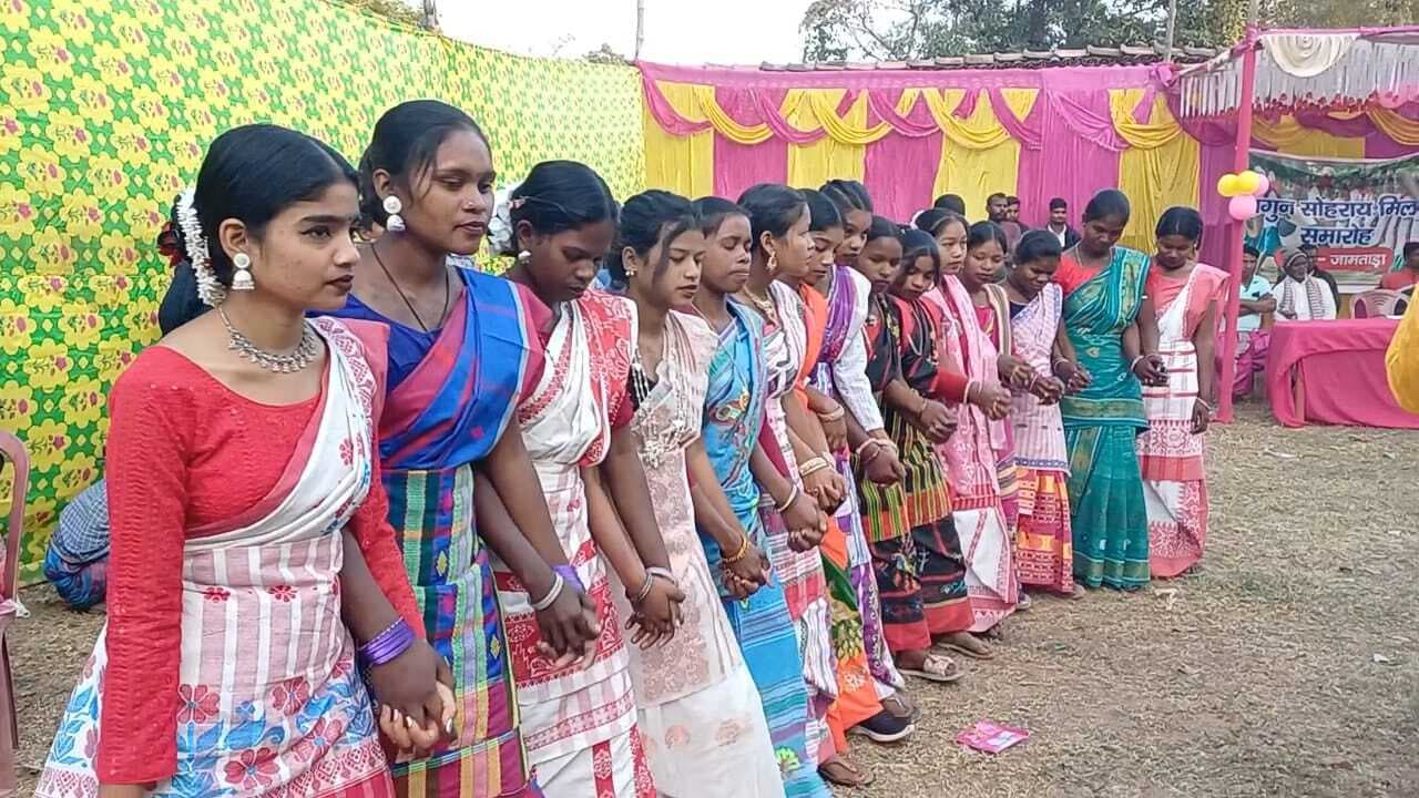 सोहराय आदिवासी समाज का समृद्ध संस्कृति का है प्रतीक : हरिमोहन मिश्रा