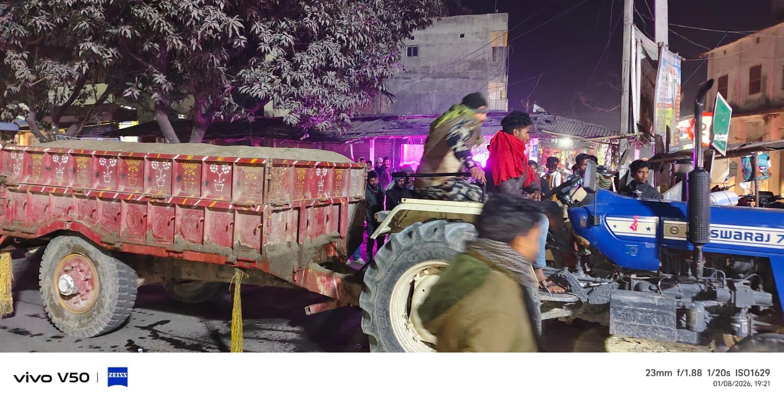 अवैध बालू लदा तीन ट्रैक्टर जब्त