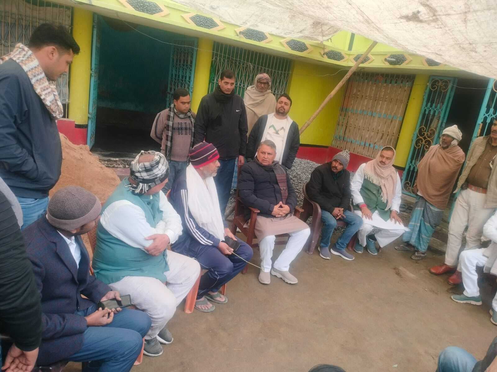 Samastipur News:मुसरीघरारी में मृतक के परिजन से मिले मंत्री