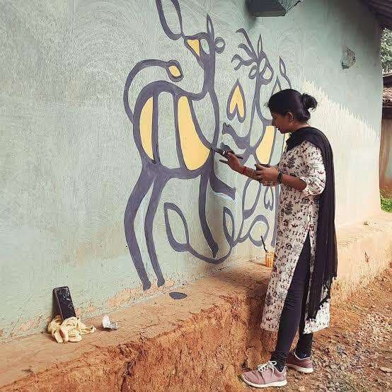 आदिवासियों का प्रमुख त्योहार सोहराय की तैयारी जोरों पर