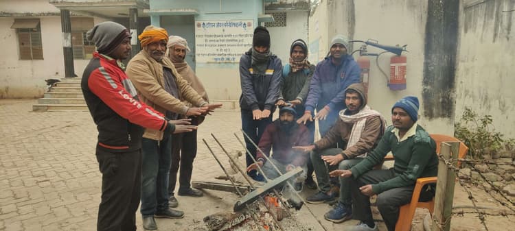 कड़ाके की ठंड से जनजीवन बेहाल, न्यूनतम तापमान 7 डिग्री सेल्सियस पर पहुंचा