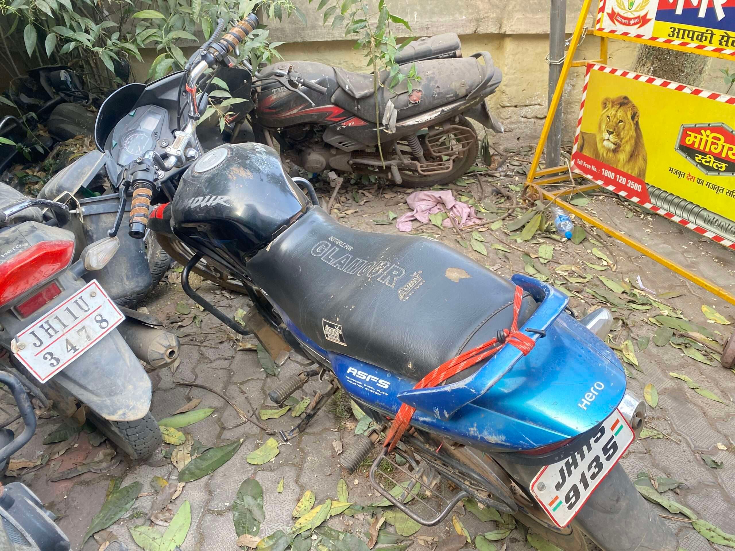 Giridih News :नगर थाना पुलिस ने बाइक चोर गिरोह का किया भंडाफोड़, पांच गिरफ्तार